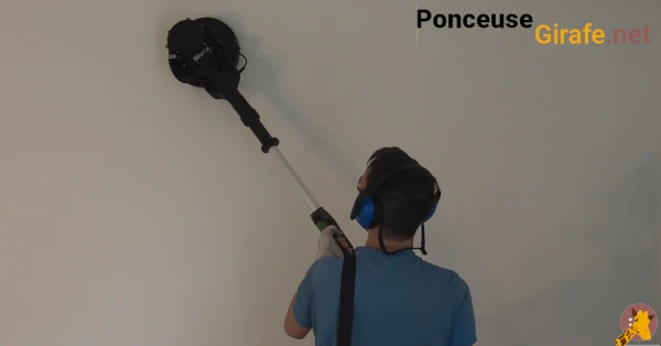 Utilisation d'une ponceuse girafe