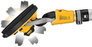 vue de l'excellente flexibilité de la tête de ponçage de la ponceuse girafe Dewalt