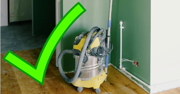 Aspirateur pour aspirer la poussière de plâtre